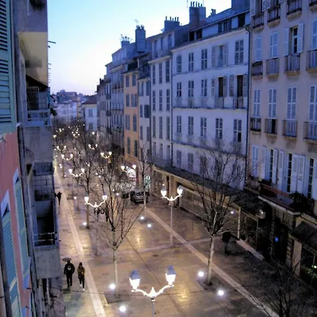 L'olivaroise Appartement *